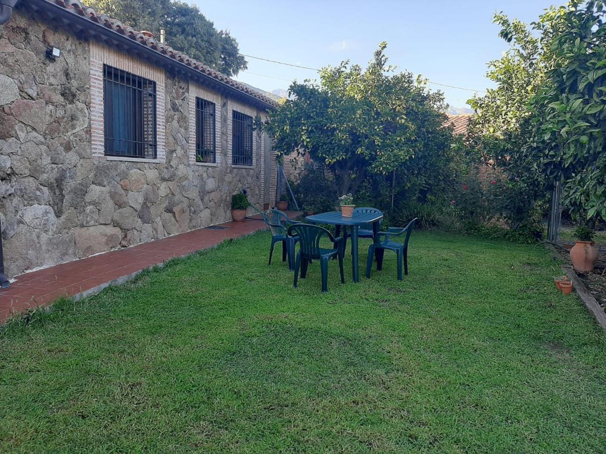 El Huerto De Lino Vila Candeleda Exterior foto