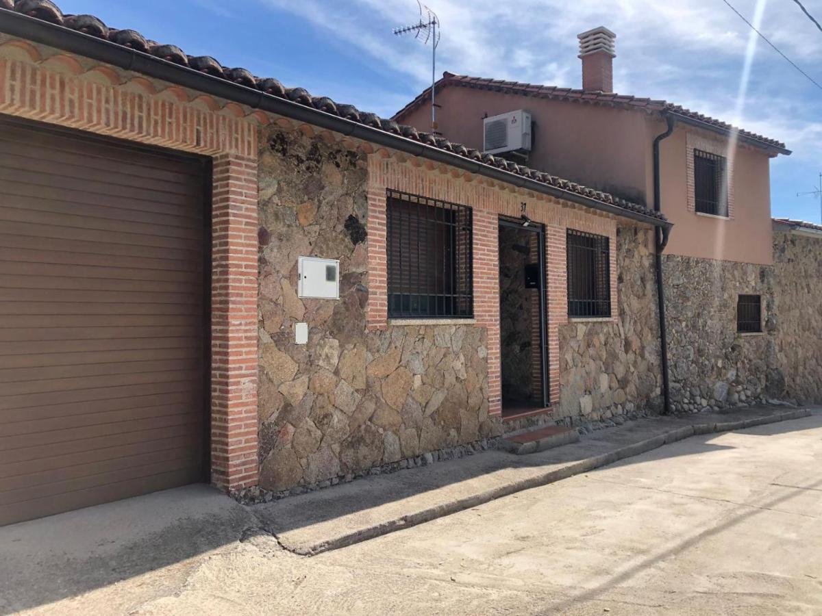 El Huerto De Lino Vila Candeleda Exterior foto